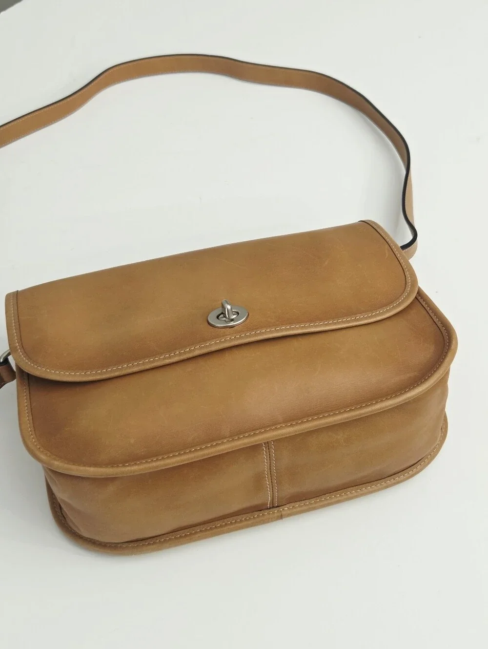 EXCELLENT VINTAGE COACH CITY BAG - CAMEL F09790